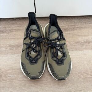 Adidas Ultraboost 21 x Parley in Olive Green